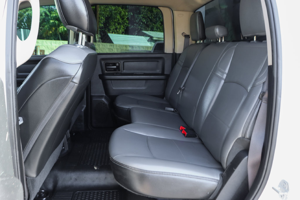 Used 2020 RAM 5500 Tradesman w/ Chrome Appearance Group AWD/4WD image 36