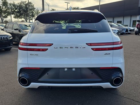 Used 2022 Genesis GV70 2.5T w/ Sport Prestige Package image 7