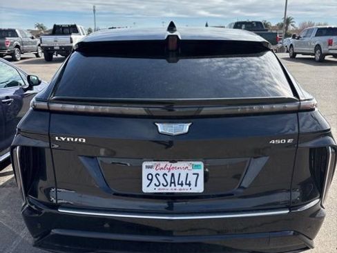 Used 2025 Cadillac Lyriq Luxury image 7