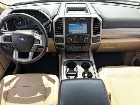 Used 2018 Ford F250 Lariat w/ Chrome Package AWD/4WD image 14