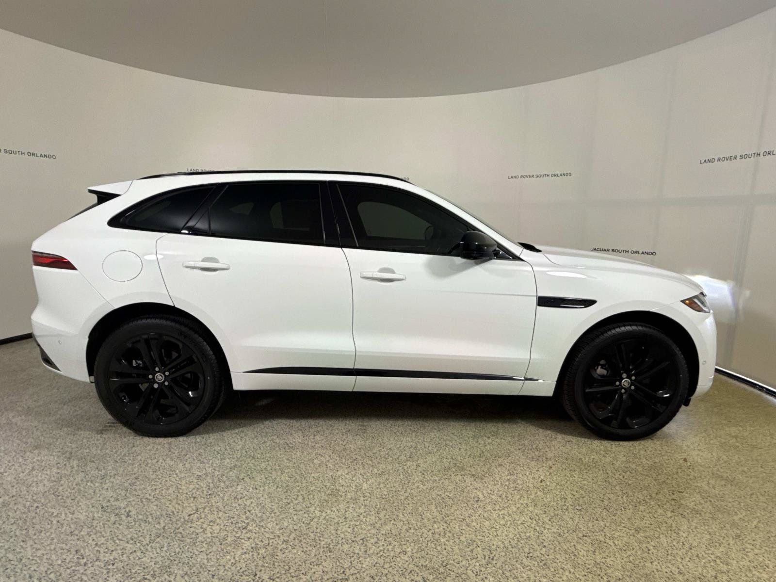 New 2026 Jaguar F-PACE R-Dynamic S AWD/4WD image 6