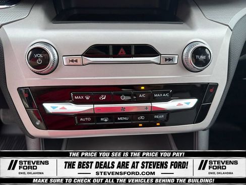 Used 2023 Ford Explorer XLT w/ Equipment Group 202A AWD/4WD image 28