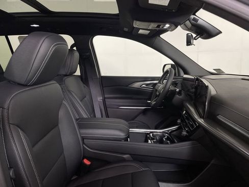 New 2026 Chevrolet Traverse LT w/ Sun and Wheel Package image 28