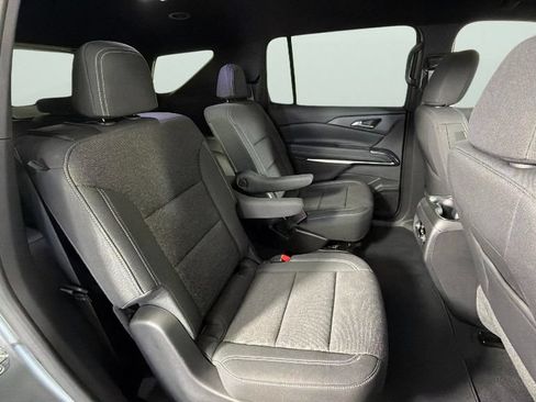 Certified 2026 Chevrolet Traverse LT FWD image 33