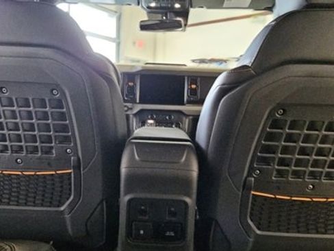 Used 2023 Ford Bronco Badlands image 13