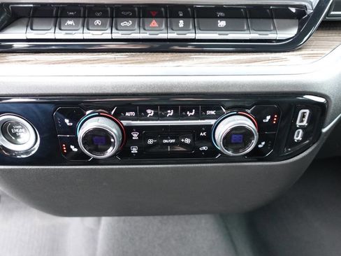 Used 2023 Chevrolet Silverado 1500 LT image 43