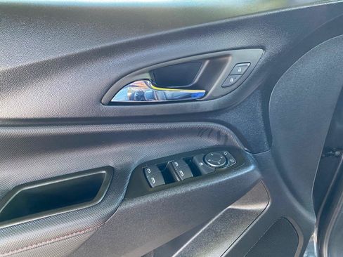 Used 2023 Chevrolet Equinox RS w/ RS Leather Package FWD image 25