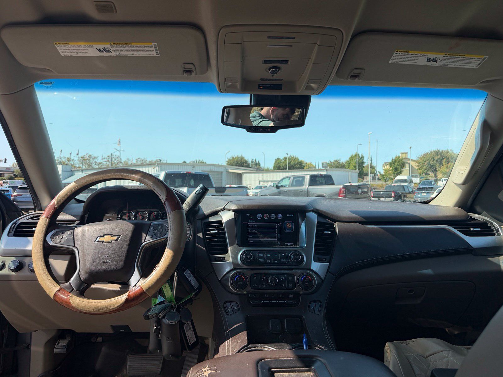 Used 2018 Chevrolet Suburban LT AWD/4WD image 11