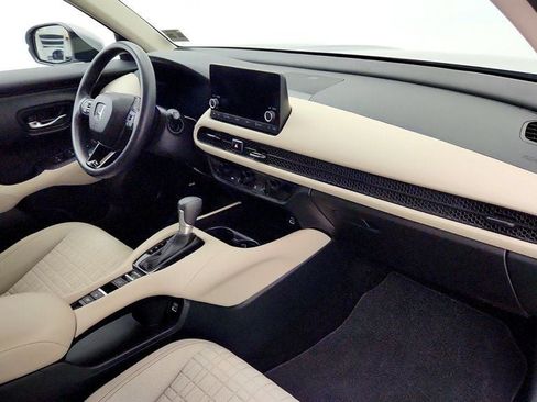 Used 2023 Honda HR-V LX image 23