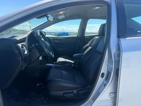Used 2017 Toyota Corolla SE FWD image 9