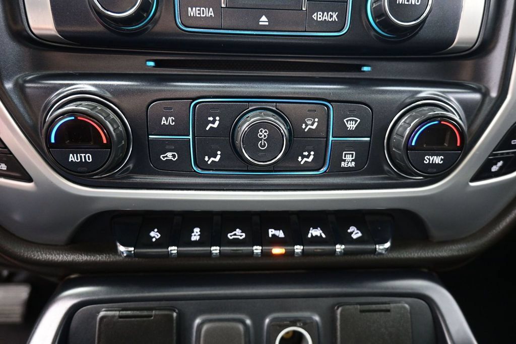 Used 2017 GMC Sierra 1500 SLT AWD/4WD image 17