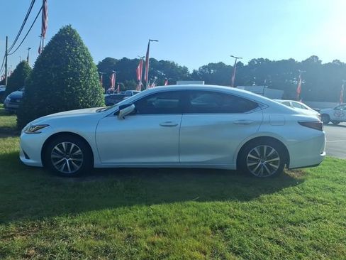 Used 2021 Lexus ES 350 w/ Premium Package FWD image 3
