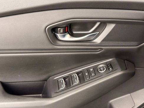 Used 2025 Honda Accord SE image 33