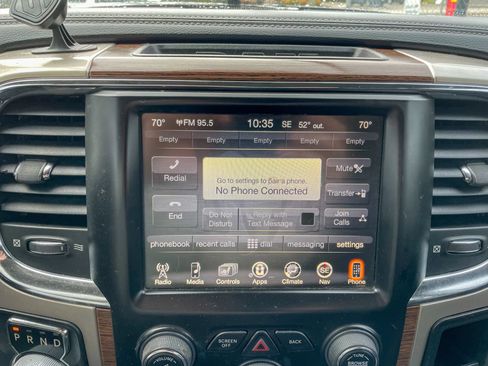 Used 2017 RAM 1500 Laramie w/ Cold Weather Group AWD/4WD image 23