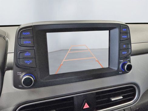 Used 2019 Hyundai Kona SEL AWD/4WD image 18