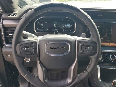 Used 2024 GMC Sierra 1500 Denali Ultimate image 11