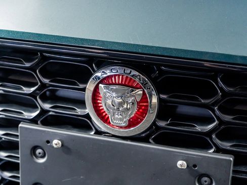 Used 2023 Jaguar F-TYPE R image 23