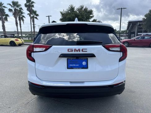 Used 2024 GMC Terrain SLT w/ Elevation Edition image 6
