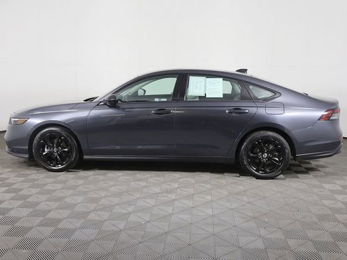 Certified 2025 Honda Accord SE image 17