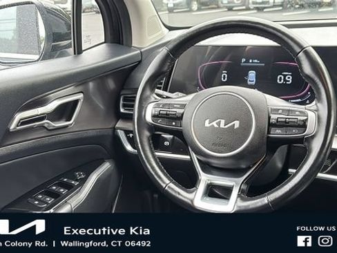 Used 2023 Kia Sportage EX AWD/4WD image 24