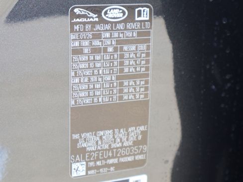 New 2026 Land Rover Defender 130 X-Dynamic SE AWD/4WD image 21