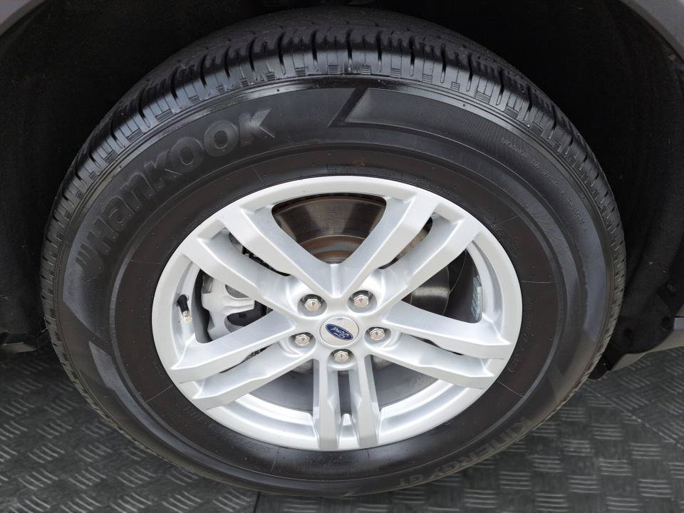 Used 2023 Ford Explorer XLT RWD image 21