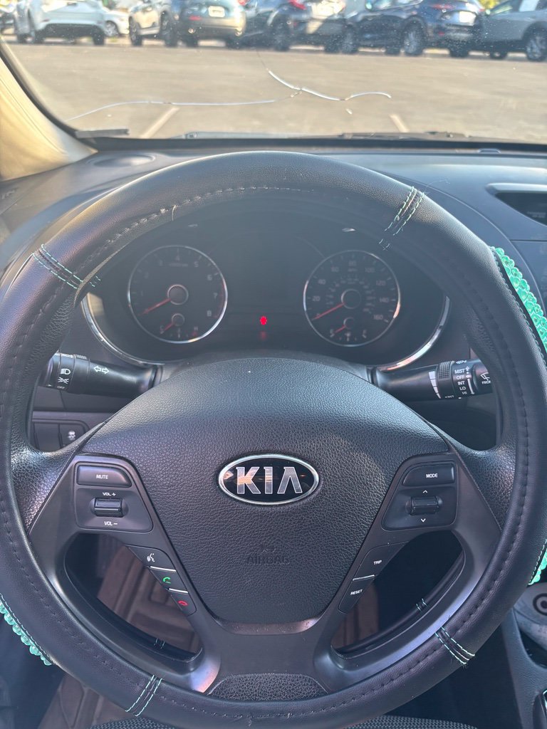 Used 2017 Kia Forte LX FWD image 8