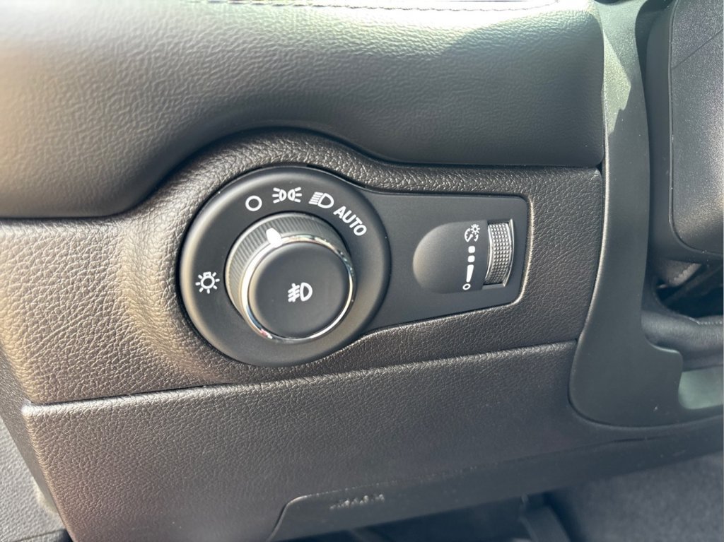 Used 2021 Dodge Durango GT AWD/4WD image 13