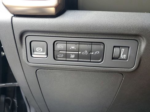 New 2025 GMC Hummer EV 2X w/ Extreme Off-Road Package image 19