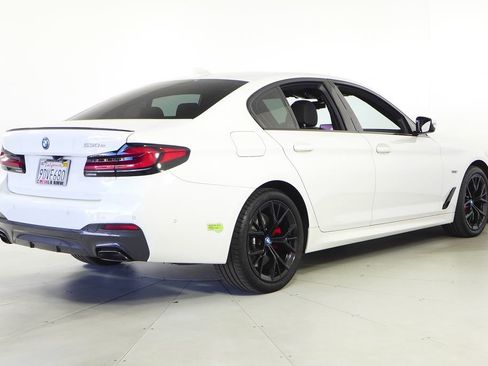 Certified 2023 BMW 530e w/ M Sport Package image 7