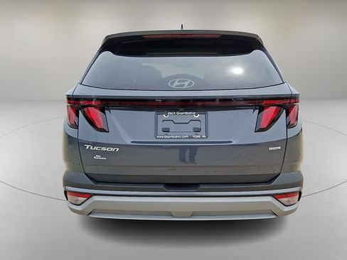 Certified 2025 Hyundai Tucson SEL AWD/4WD image 9
