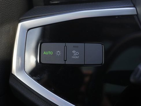 Used 2022 Audi Q3 2.0T Premium Plus image 56