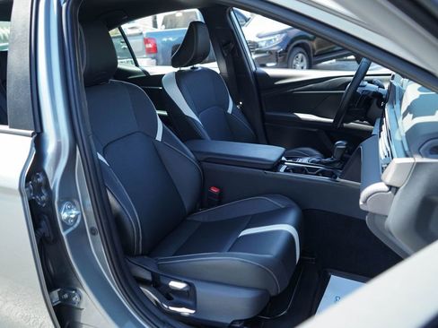 Used 2025 Toyota Camry SE w/ Convenience Package FWD image 12