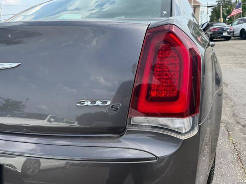Used 2015 Chrysler 300 S AWD/4WD image 27