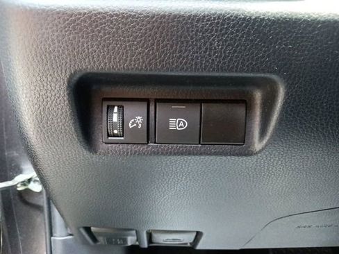 Used 2024 Toyota RAV4 LE FWD image 17