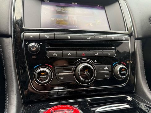 Used 2016 Jaguar XJ L Portfolio image 11