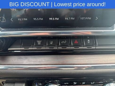Used 2024 GMC Sierra 3500 SLT w/ SLT Convenience Package AWD/4WD image 33