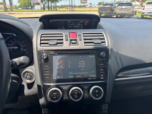 Used 2017 Subaru Forester 2.5i Touring w/ Popular Package #2 AWD/4WD image 22