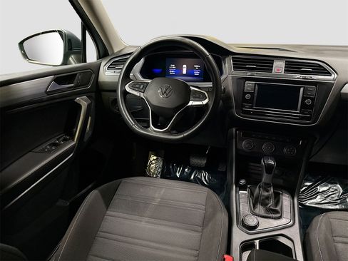 Used 2022 Volkswagen Tiguan S image 21