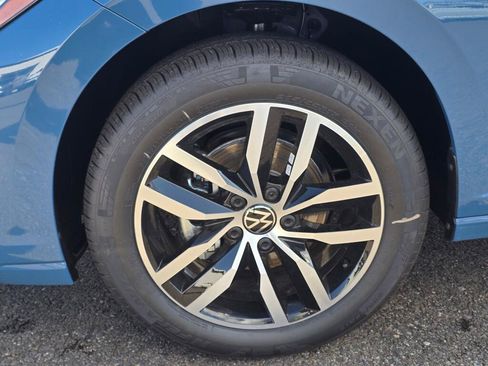 New 2026 Volkswagen Jetta SE FWD image 10
