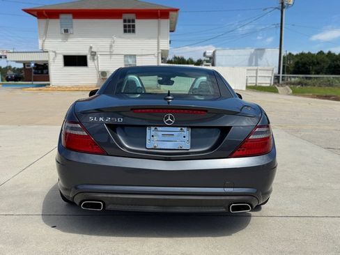 Used 2014 Mercedes-Benz SLK 250 image 4