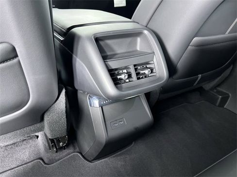 Used 2026 Cadillac Lyriq Sport image 22