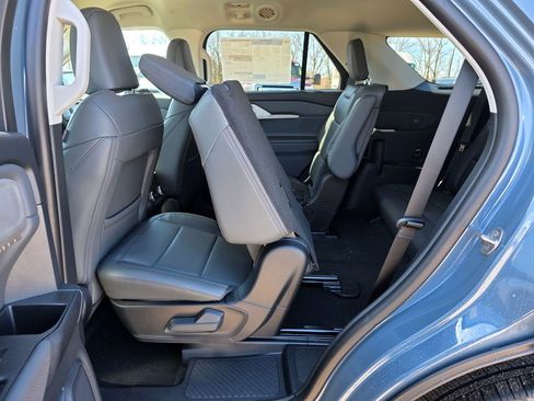 New 2026 Ford Explorer Active AWD/4WD image 22