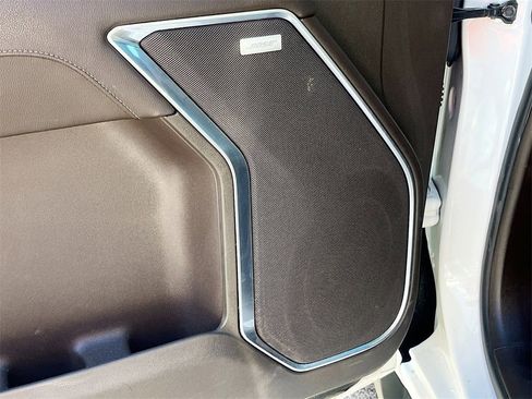 Used 2023 GMC Sierra 1500 SLT w/ SLT Premium Package image 19