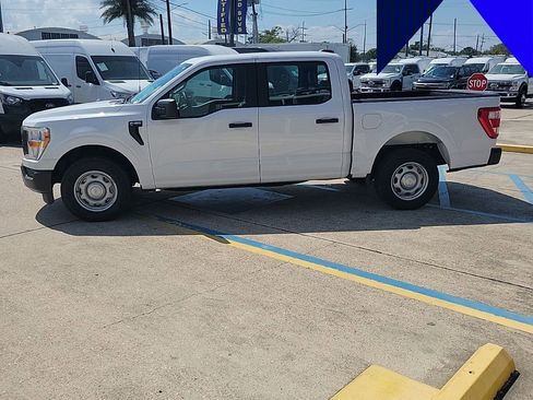 Used 2021 Ford F150 XL image 3