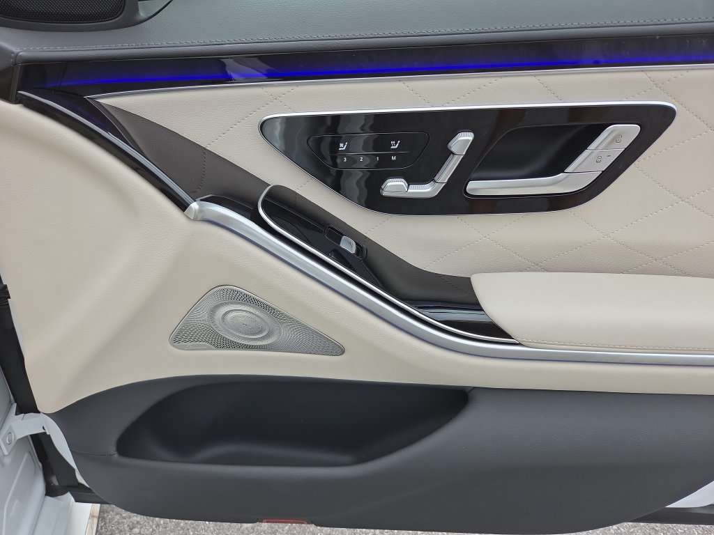 Used 2024 Mercedes-Benz S 580 4MATIC Sedan image 35
