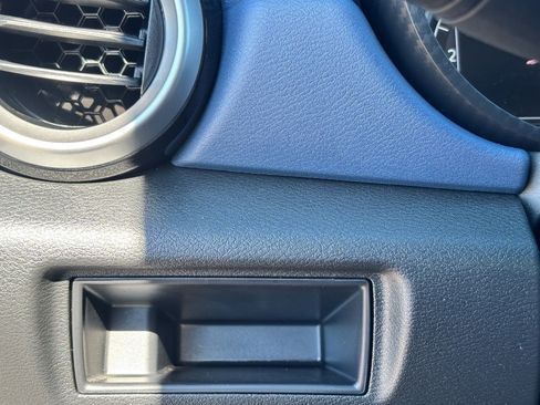 Certified 2025 Nissan Versa SV image 28