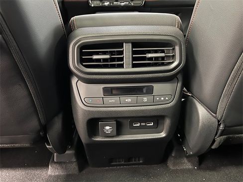 New 2025 Honda Pilot TrailSport image 31