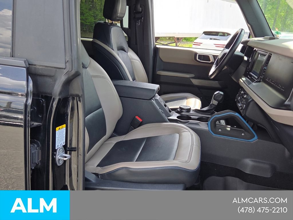 Used 2023 Ford Bronco Wildtrak AWD/4WD image 16