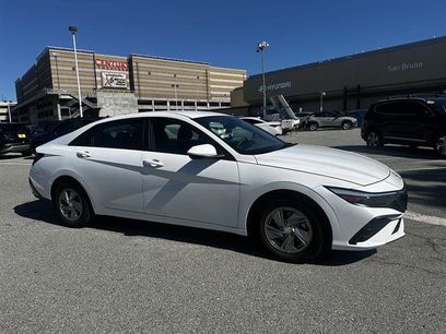 Certified 2024 Hyundai Elantra SE